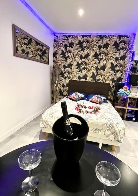 شقة Luxury Dreams Balneo لو كانيت المظهر الخارجي الصورة